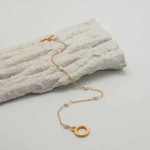 Mini Dot Gold-Plated Ivory Bracelet